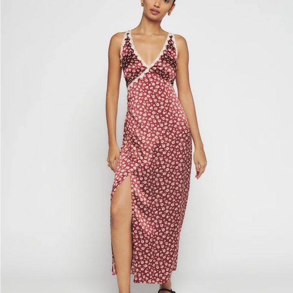 Reformation Dresses & Skirts - Reformation Hennalay Red Floral Maxi Dress